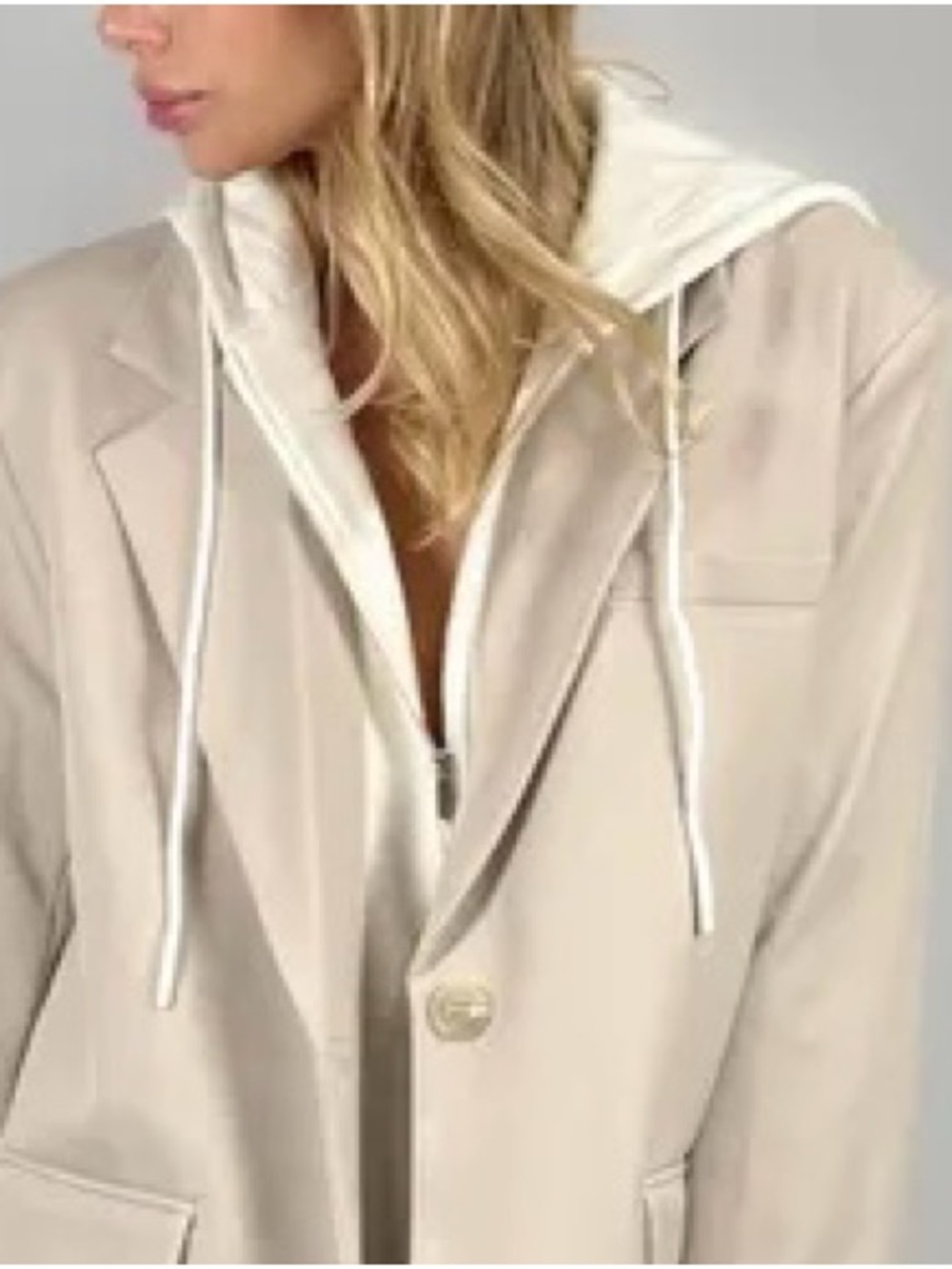 IMAN Cream Hooded Blazer with Zip-Front Layer M